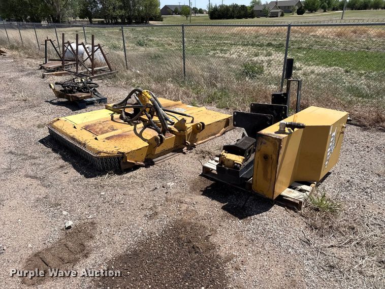 image for item YA3230 2001 John Deere 6405 tractor