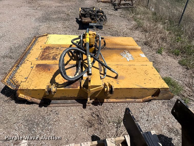 image for item YA3230 2001 John Deere 6405 tractor