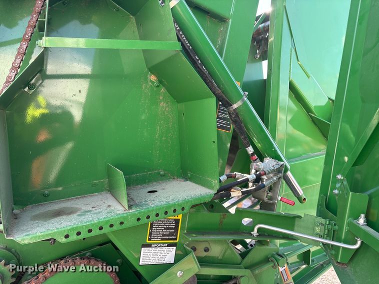 image for item YA3316 2023 John Deere 450M round baler
