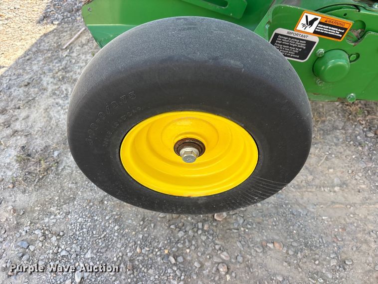image for item YA3316 2023 John Deere 450M round baler