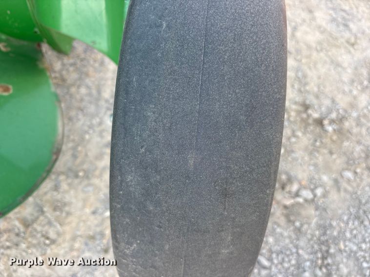 image for item YA3316 2023 John Deere 450M round baler