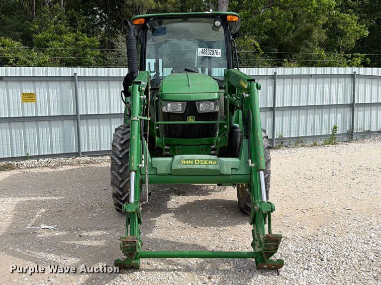 image for item YA3321 2021 John Deere 5075E MFWD tractor