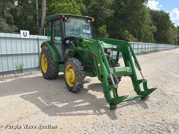image for item YA3321 2021 John Deere 5075E MFWD tractor