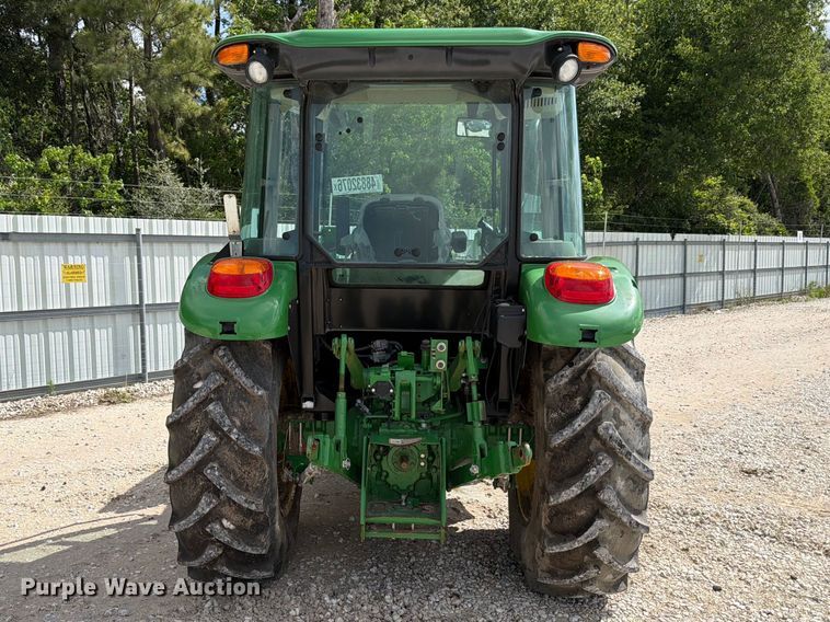 image for item YA3321 2021 John Deere 5075E MFWD tractor