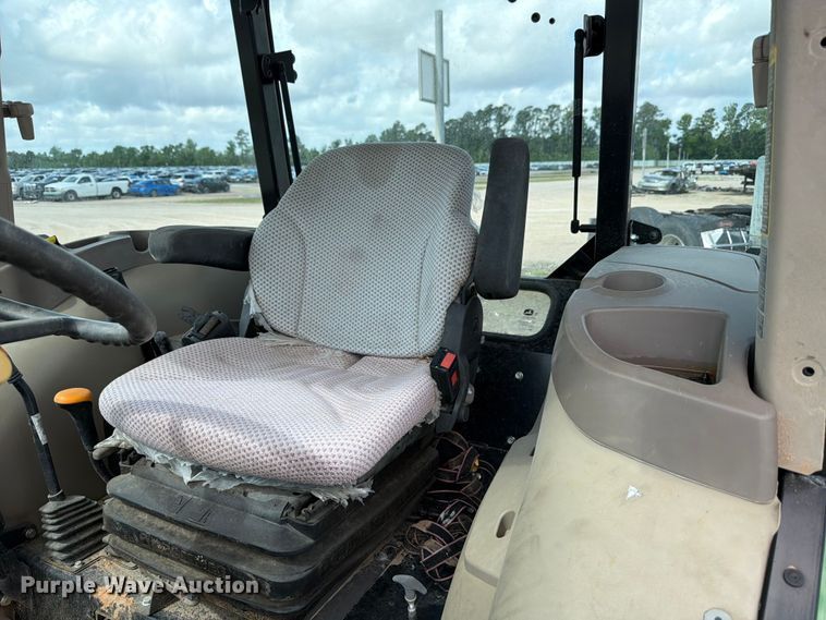 image for item YA3321 2021 John Deere 5075E MFWD tractor