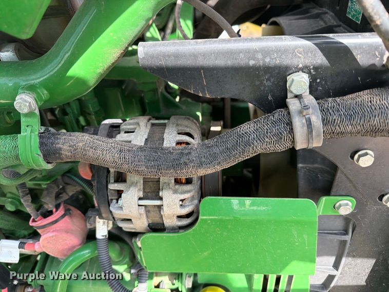 image for item YA3321 2021 John Deere 5075E MFWD tractor