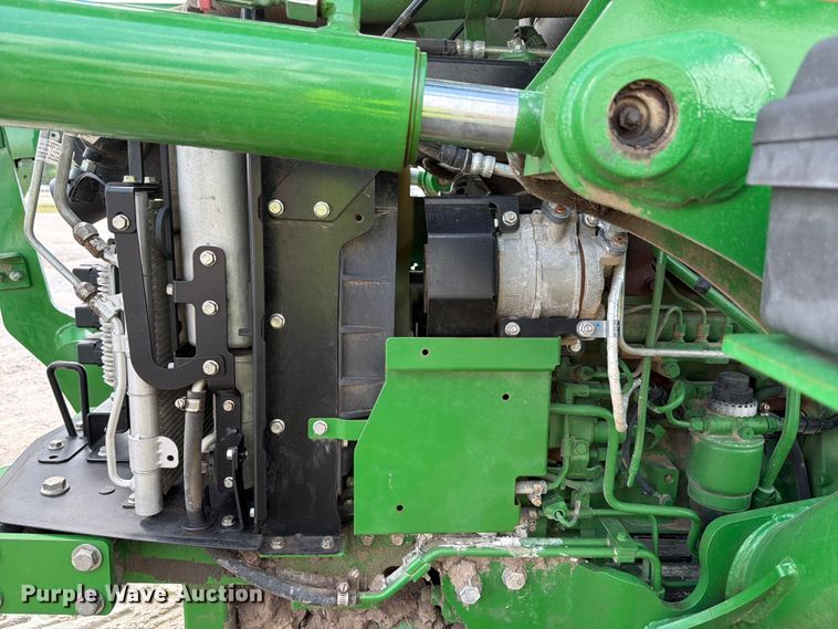 image for item YA3321 2021 John Deere 5075E MFWD tractor