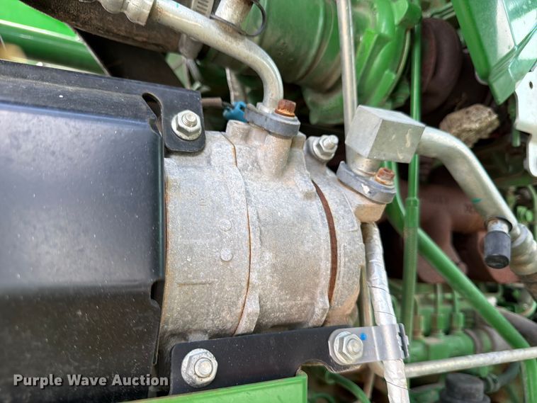 image for item YA3321 2021 John Deere 5075E MFWD tractor