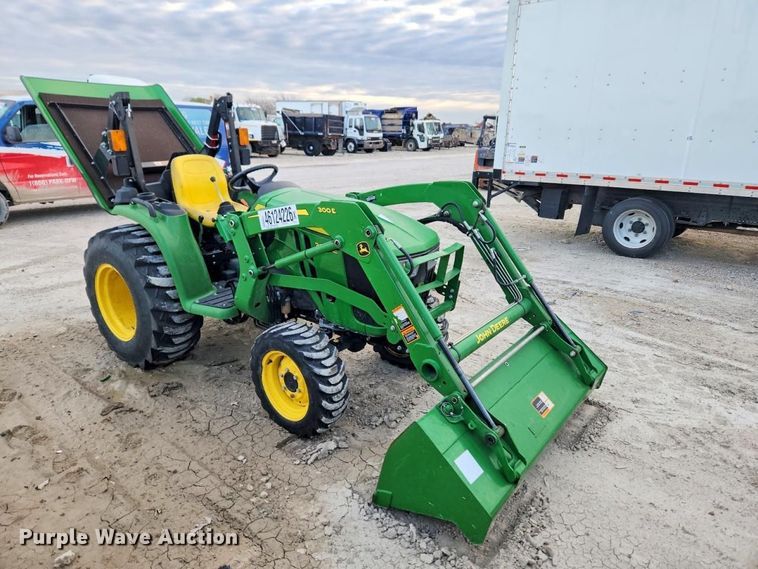 image for item YA3326 2020 John Deere 3038E MFWD tractor