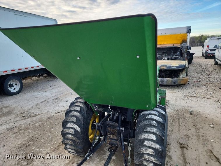 image for item YA3326 2020 John Deere 3038E MFWD tractor