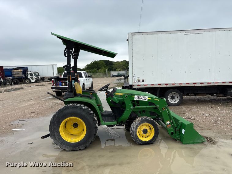 image for item YA3326 2020 John Deere 3038E MFWD tractor