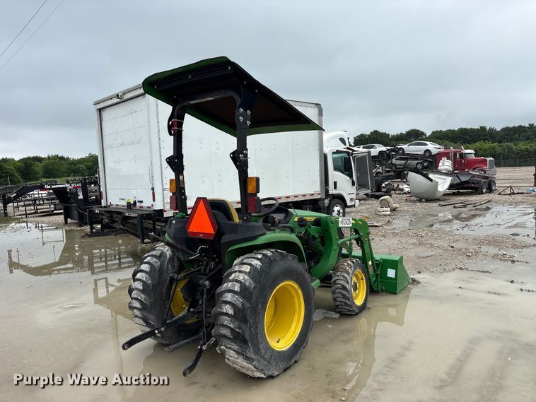 image for item YA3326 2020 John Deere 3038E MFWD tractor