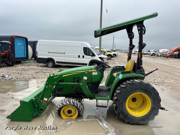 image for item YA3326 2020 John Deere 3038E MFWD tractor