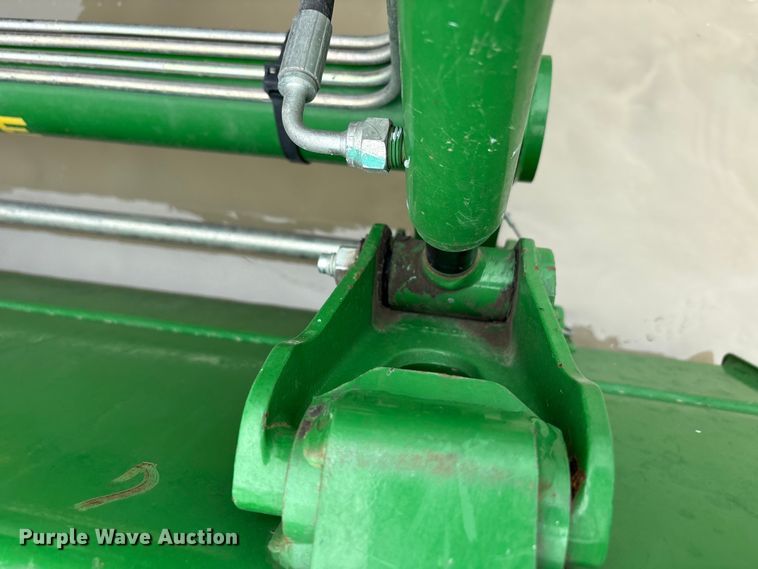 image for item YA3326 2020 John Deere 3038E MFWD tractor