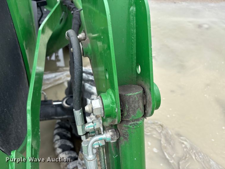 image for item YA3326 2020 John Deere 3038E MFWD tractor