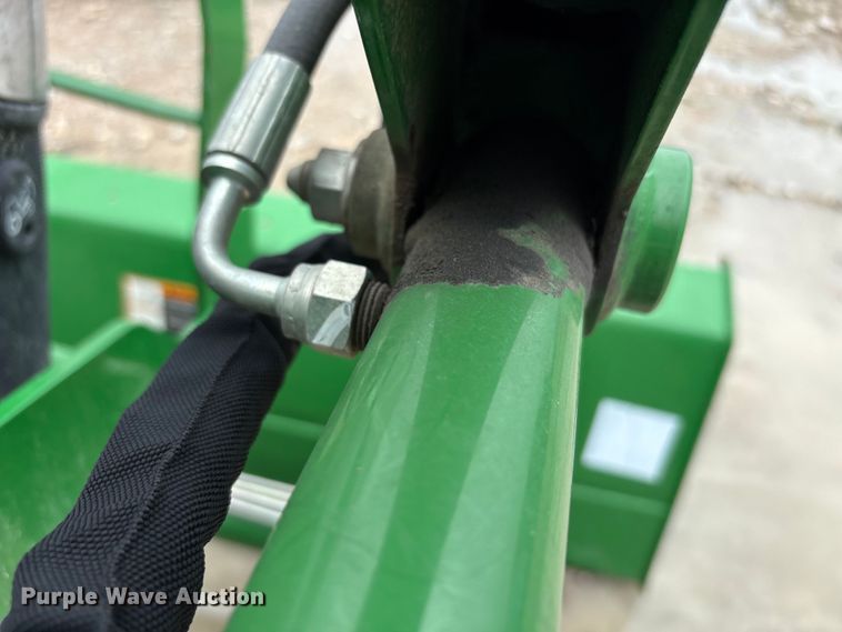 image for item YA3326 2020 John Deere 3038E MFWD tractor