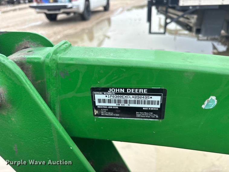 image for item YA3326 2020 John Deere 3038E MFWD tractor