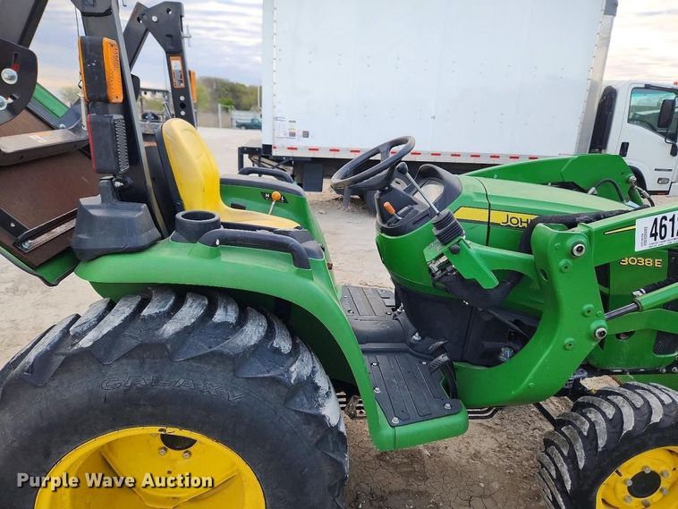 image for item YA3326 2020 John Deere 3038E MFWD tractor