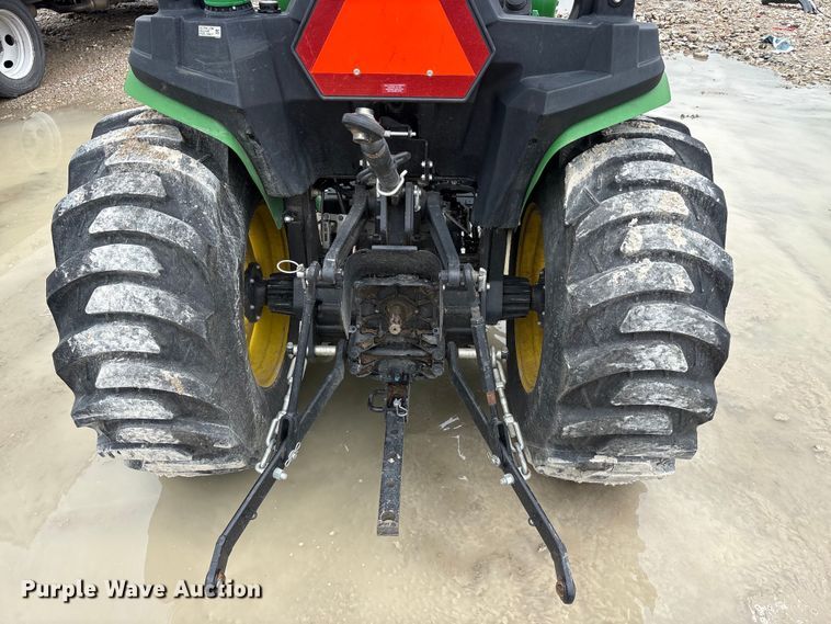 image for item YA3326 2020 John Deere 3038E MFWD tractor