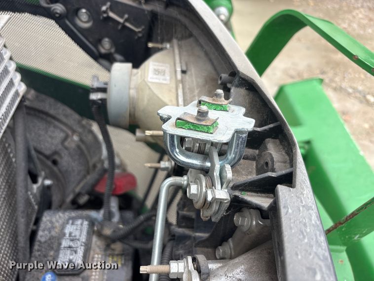 image for item YA3326 2020 John Deere 3038E MFWD tractor