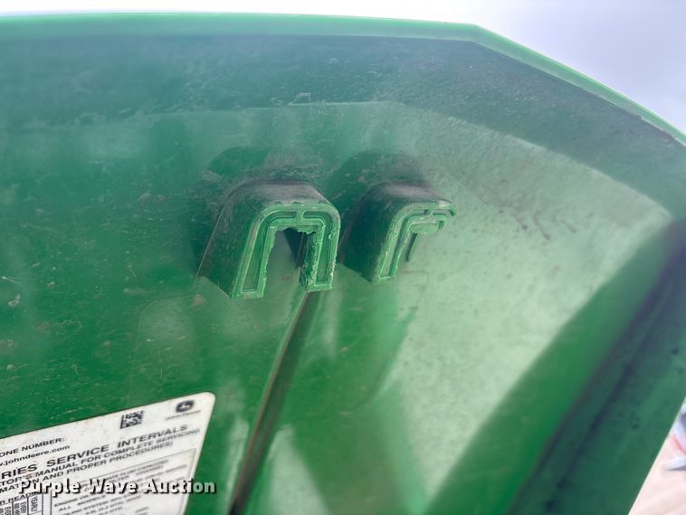 image for item YA3326 2020 John Deere 3038E MFWD tractor