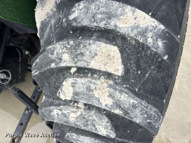 image for item YA3326 2020 John Deere 3038E MFWD tractor
