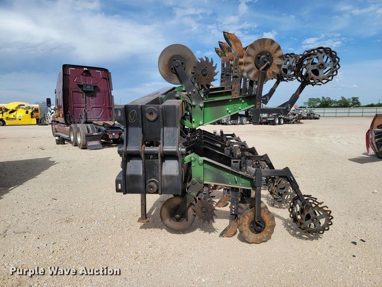 image for item YA3332 Schlagel RT5000 strip-till