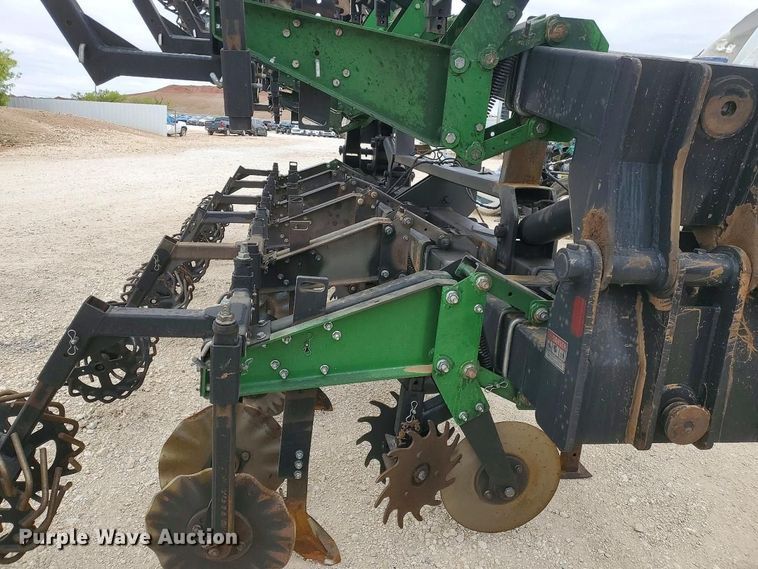 image for item YA3332 Schlagel RT5000 strip-till