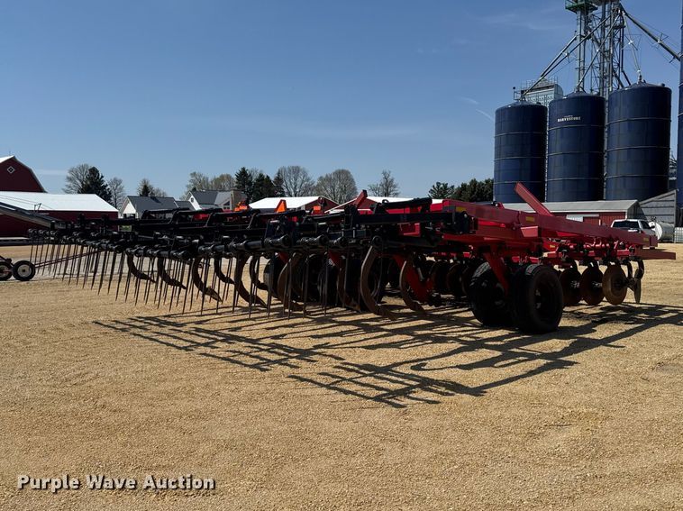 image for item YA3335 Wil-Rich Soil Pro 513 disk ripper