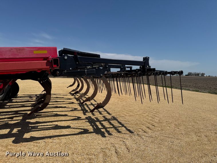 image for item YA3335 Wil-Rich Soil Pro 513 disk ripper