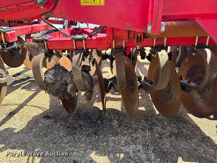 image for item YA3335 Wil-Rich Soil Pro 513 disk ripper