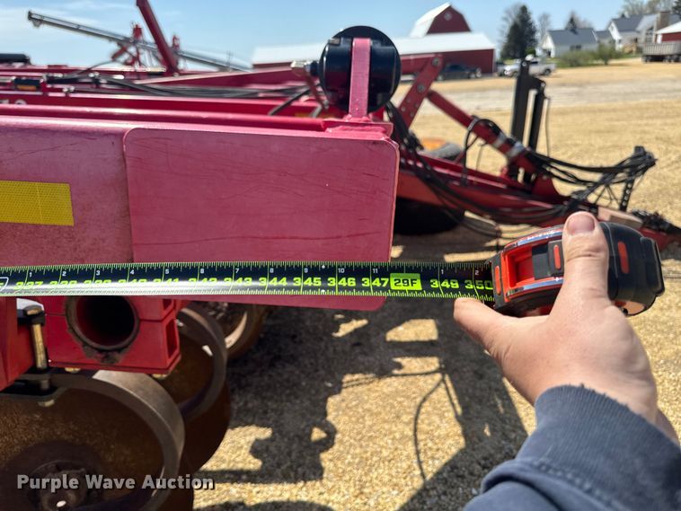 image for item YA3335 Wil-Rich Soil Pro 513 disk ripper