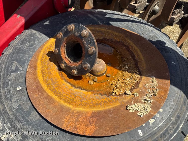 image for item YA3335 Wil-Rich Soil Pro 513 disk ripper