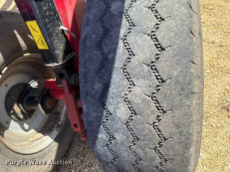 image for item YA3335 Wil-Rich Soil Pro 513 disk ripper