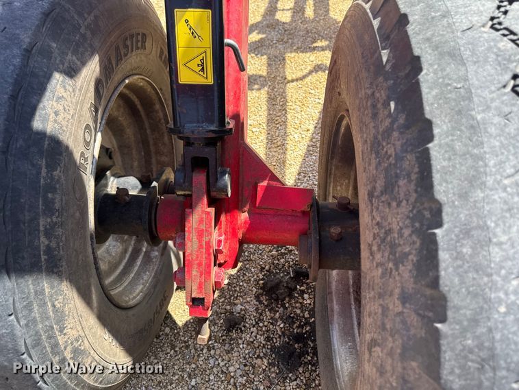 image for item YA3335 Wil-Rich Soil Pro 513 disk ripper