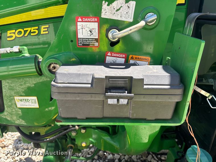 image for item YA3376 2023 John Deere 5075E MFWD tractor