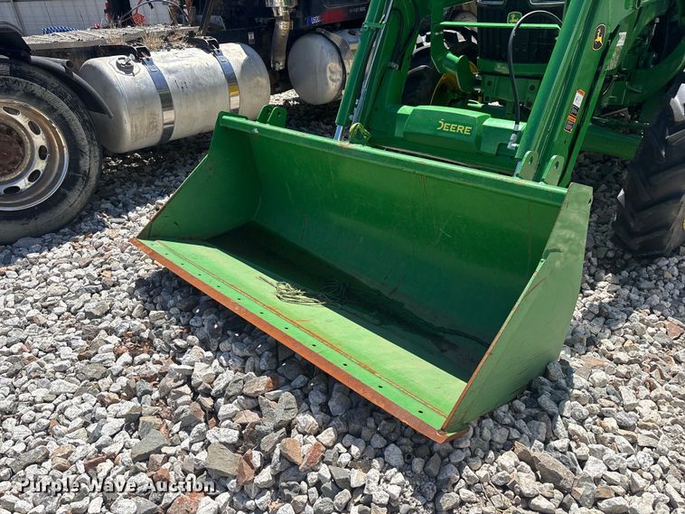 image for item YA3376 2023 John Deere 5075E MFWD tractor