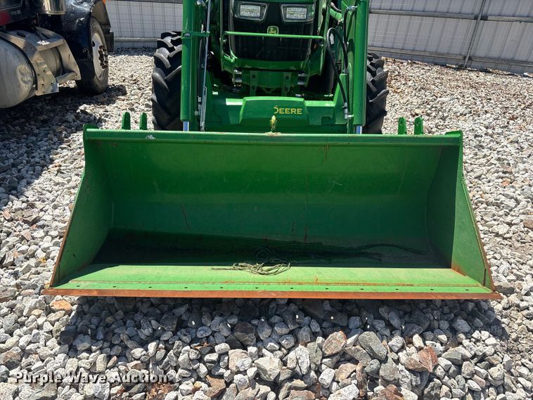image for item YA3376 2023 John Deere 5075E MFWD tractor