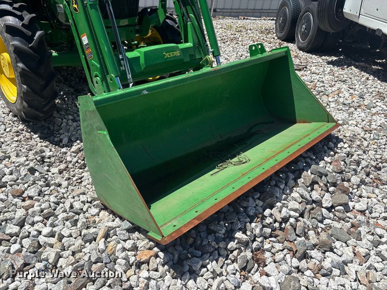 image for item YA3376 2023 John Deere 5075E MFWD tractor