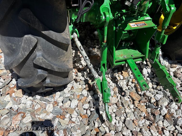 image for item YA3376 2023 John Deere 5075E MFWD tractor