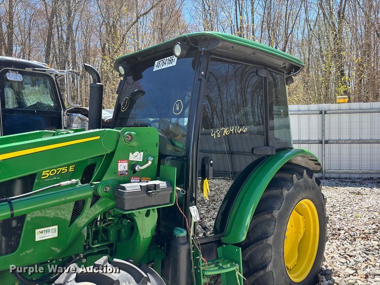 image for item YA3376 2023 John Deere 5075E MFWD tractor