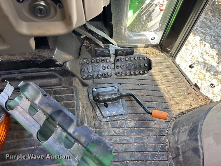 image for item YA3376 2023 John Deere 5075E MFWD tractor