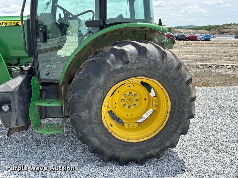 image for item YA3380 2022 John Deere 5100E MFWD tractor