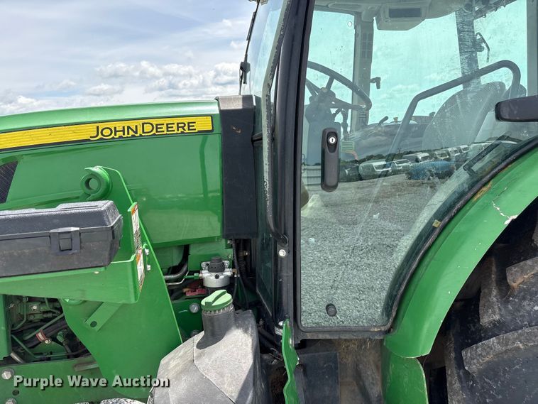 image for item YA3380 2022 John Deere 5100E MFWD tractor
