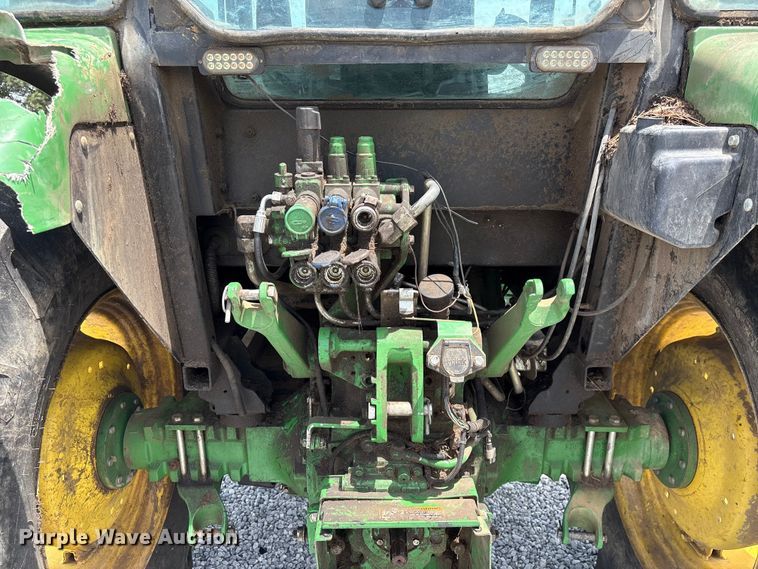 image for item YA3380 2022 John Deere 5100E MFWD tractor