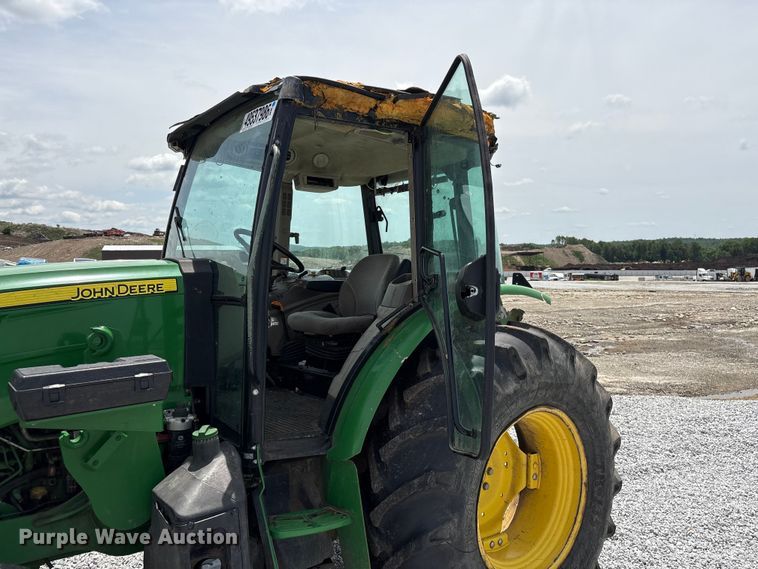 image for item YA3380 2022 John Deere 5100E MFWD tractor