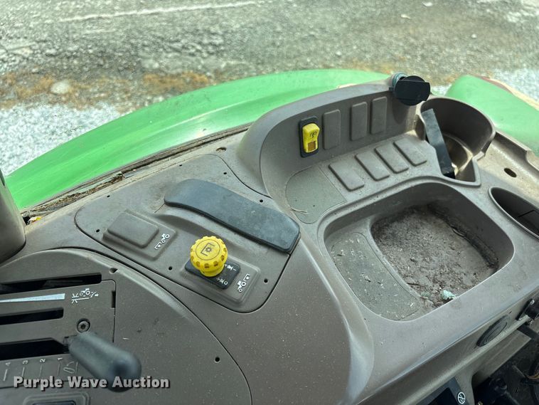 image for item YA3380 2022 John Deere 5100E MFWD tractor