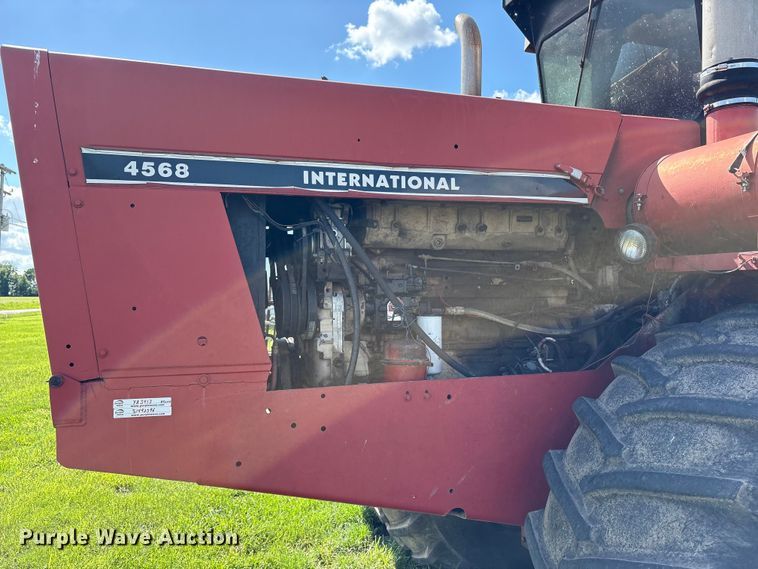 image for item YA3413 1976 International Harvester 4568 4WD tractor
