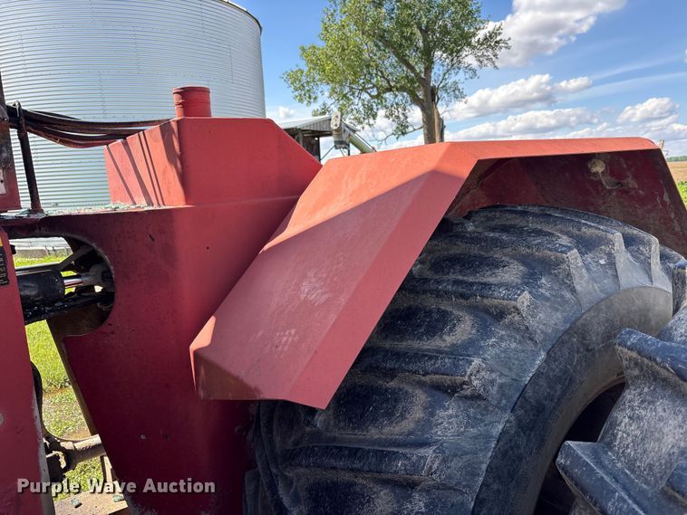 image for item YA3413 1976 International Harvester 4568 4WD tractor