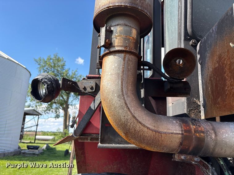 image for item YA3413 1976 International Harvester 4568 4WD tractor